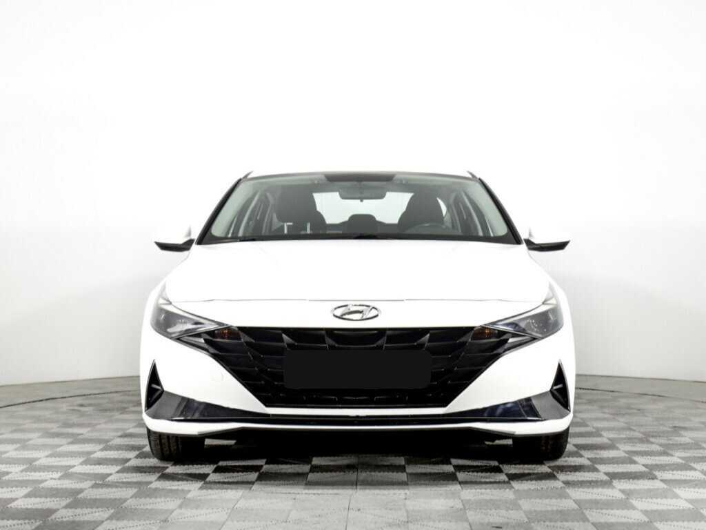 Купить Hyundai Elantra, 2021, 55 138 км, фото №2