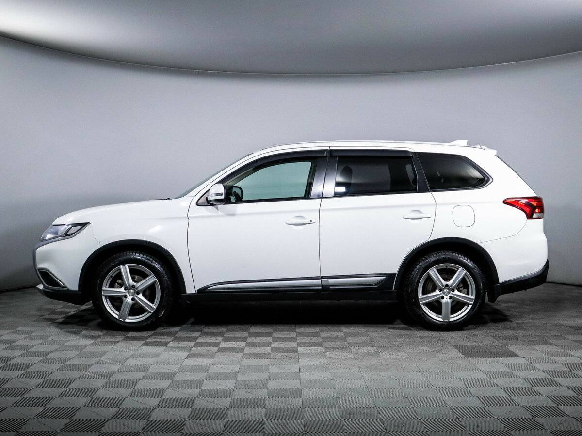 Купить Mitsubishi Outlander III Рестайлинг 2, 2018, 189 281 км, фото №8