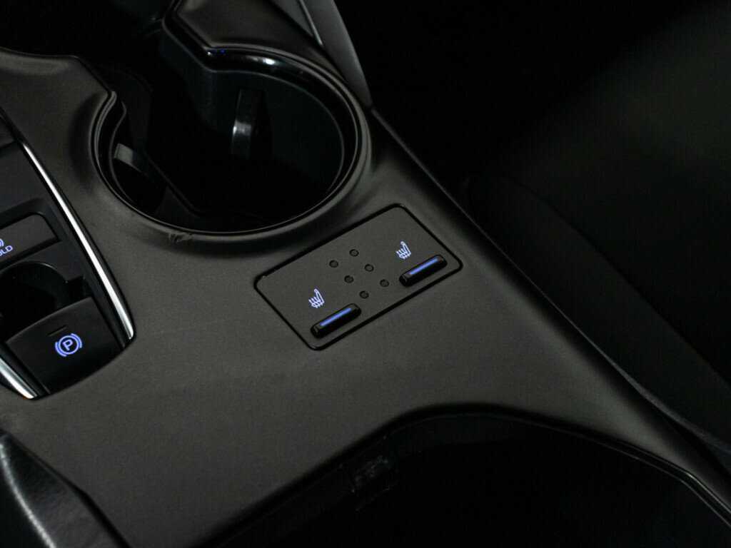 Купить Toyota Camry, 2021, 50 387 км, фото №18