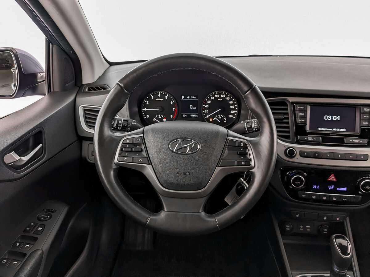 Купить Hyundai Solaris, 2018, 45 187 км, фото №17