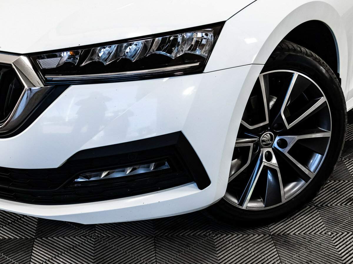 Купить Skoda Octavia, 2021, 95 000 км, фото №2