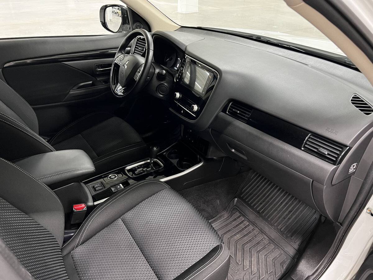 Купить Mitsubishi Outlander, 2021, 61 052 км, фото №11