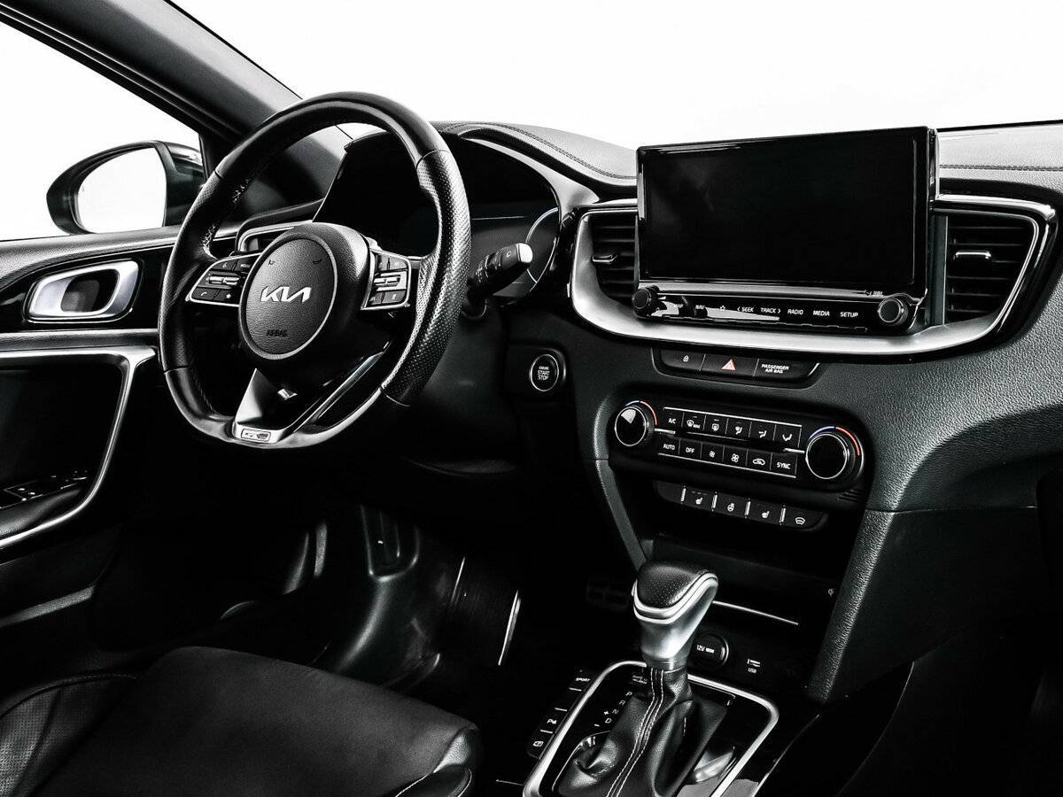 Купить Kia Ceed, 2021, 68 000 км, фото №9