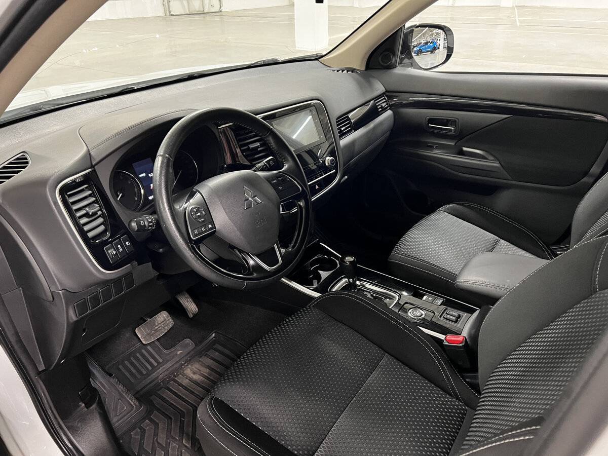 Купить Mitsubishi Outlander, 2021, 61 052 км, фото №16