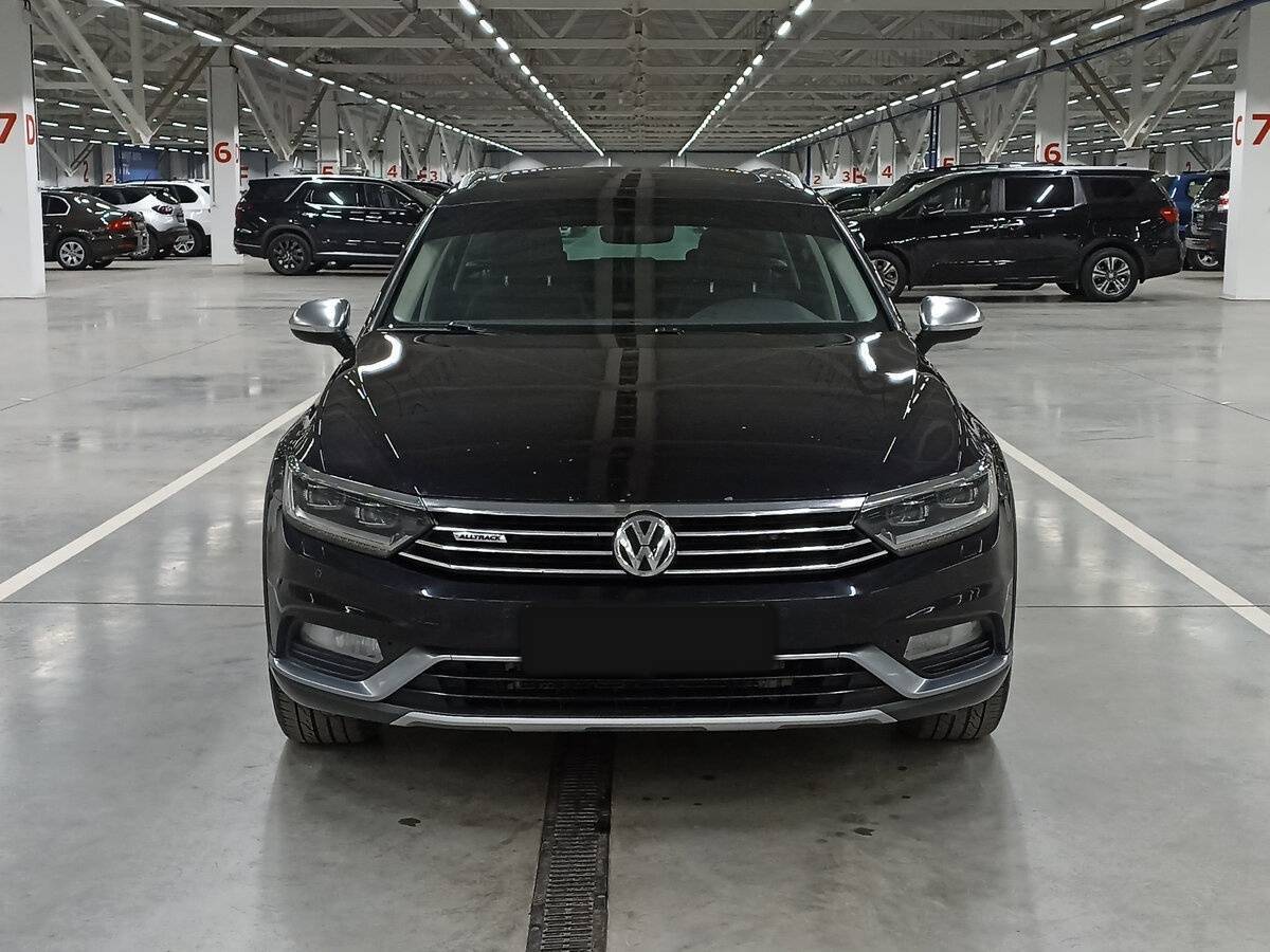 Купить Volkswagen Passat Alltrack, 2018, 130 479 км, фото №2