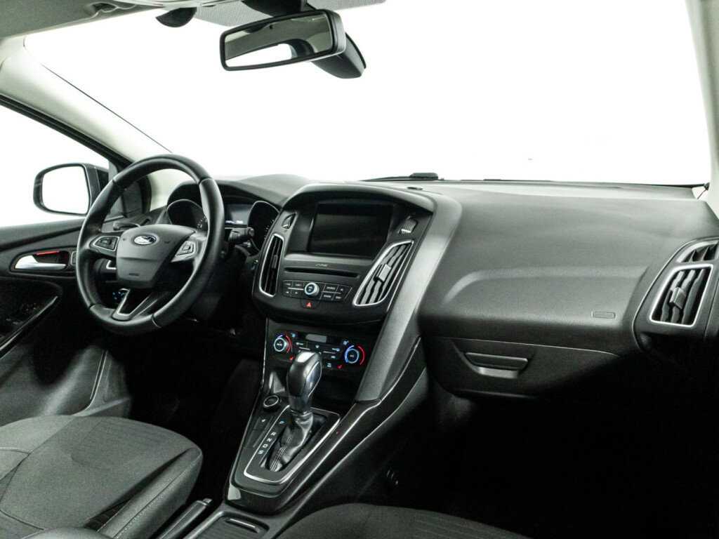 Купить Ford Focus, 2017, 74 000 км, фото №9