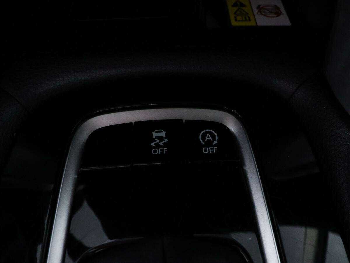 Купить Toyota Corolla Cross, 2022, 19 520 км, фото №17