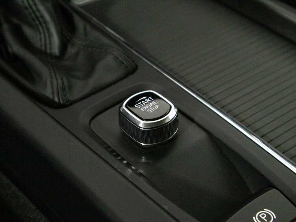 Купить Volvo V60, 2018, 170 606 км, фото №19