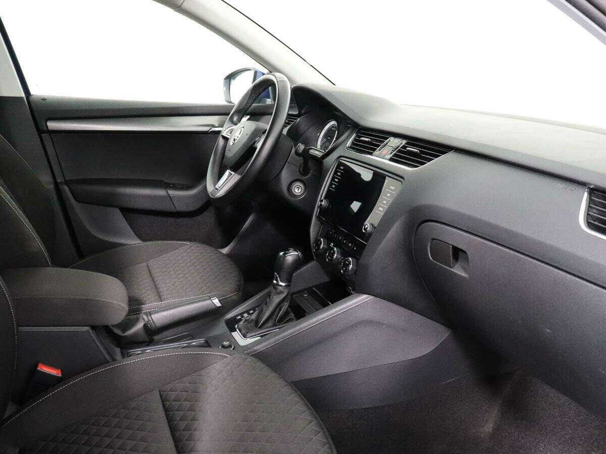 Купить Skoda Octavia, 2018, 127 000 км, фото №7