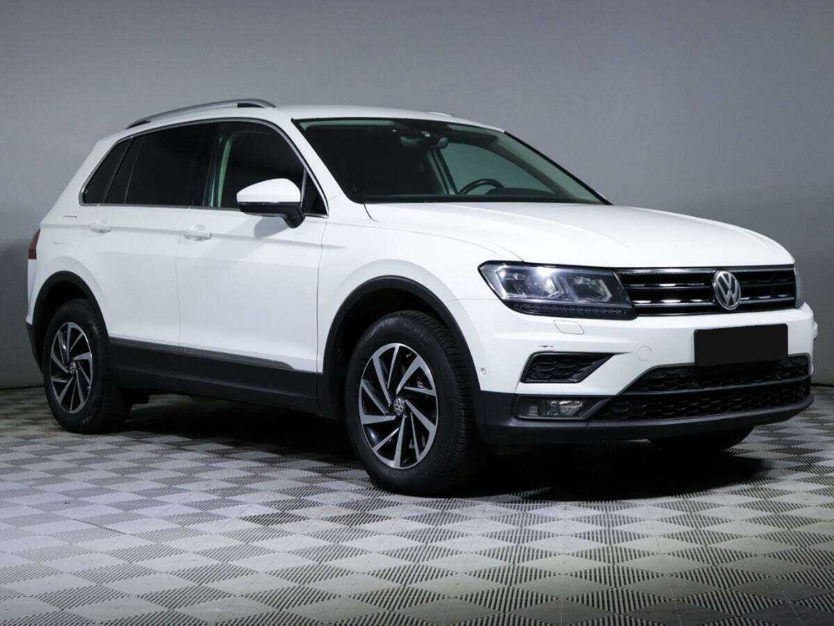 Купить Volkswagen Tiguan, 2018, 107 000 км, фото №3