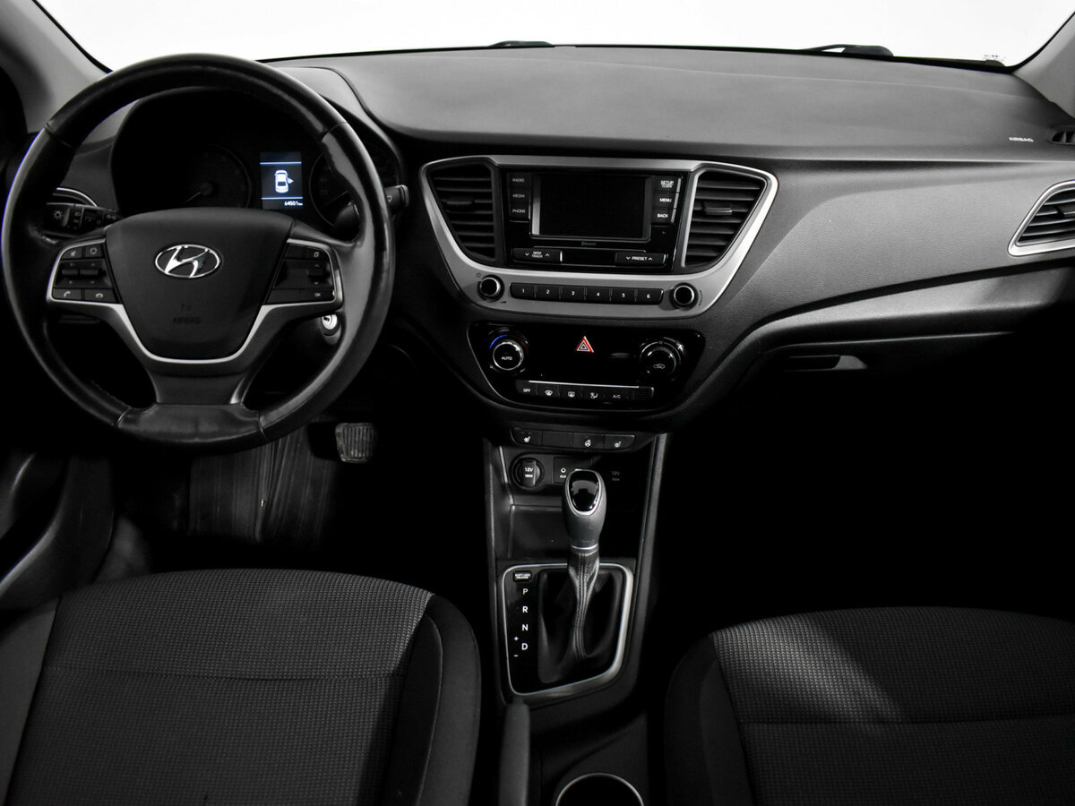 Купить Hyundai Solaris II, 2017, 64 455 км, фото №13