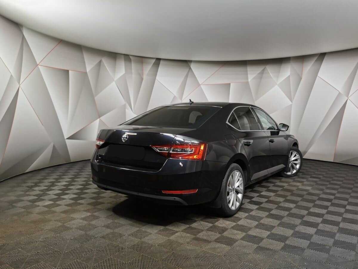 Купить Skoda Superb, 2017, 126 848 км, фото №2