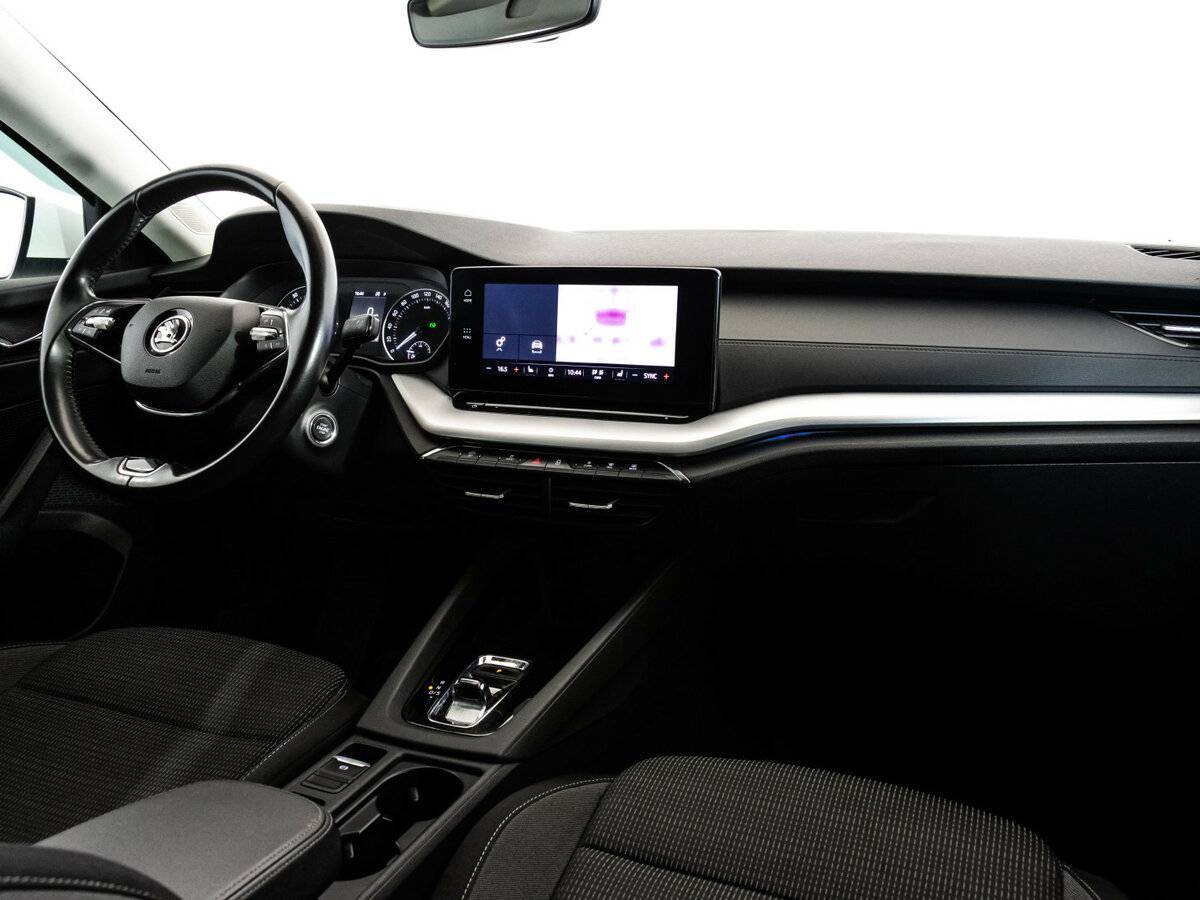 Купить Skoda Octavia, 2021, 95 000 км, фото №9