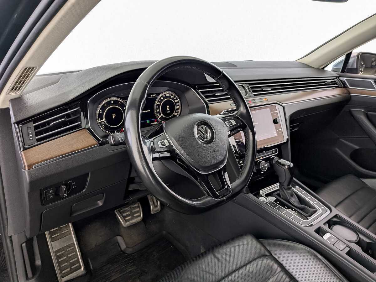 Купить Volkswagen Passat Alltrack, 2018, 146 036 км, фото №16