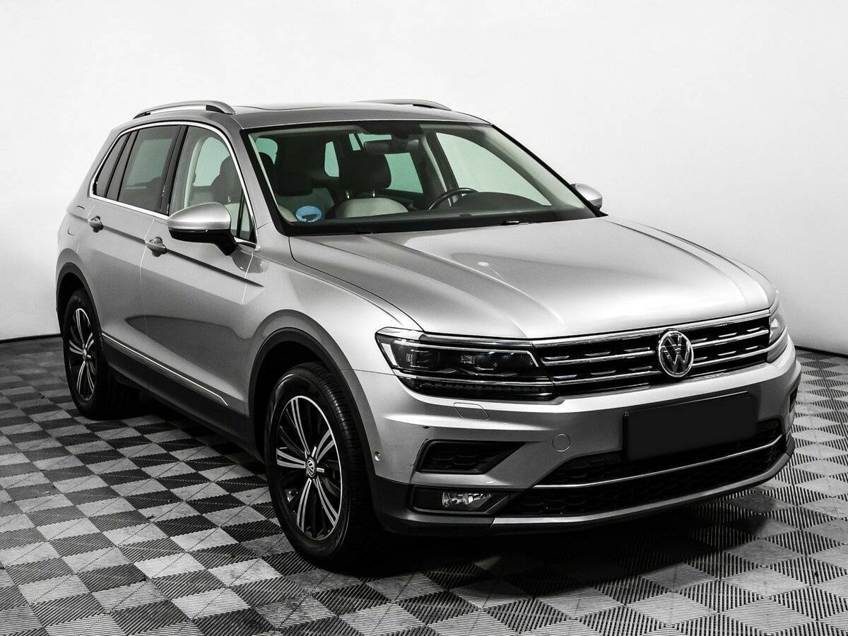 Купить Volkswagen Tiguan, 2017, 44 587 км, фото №3
