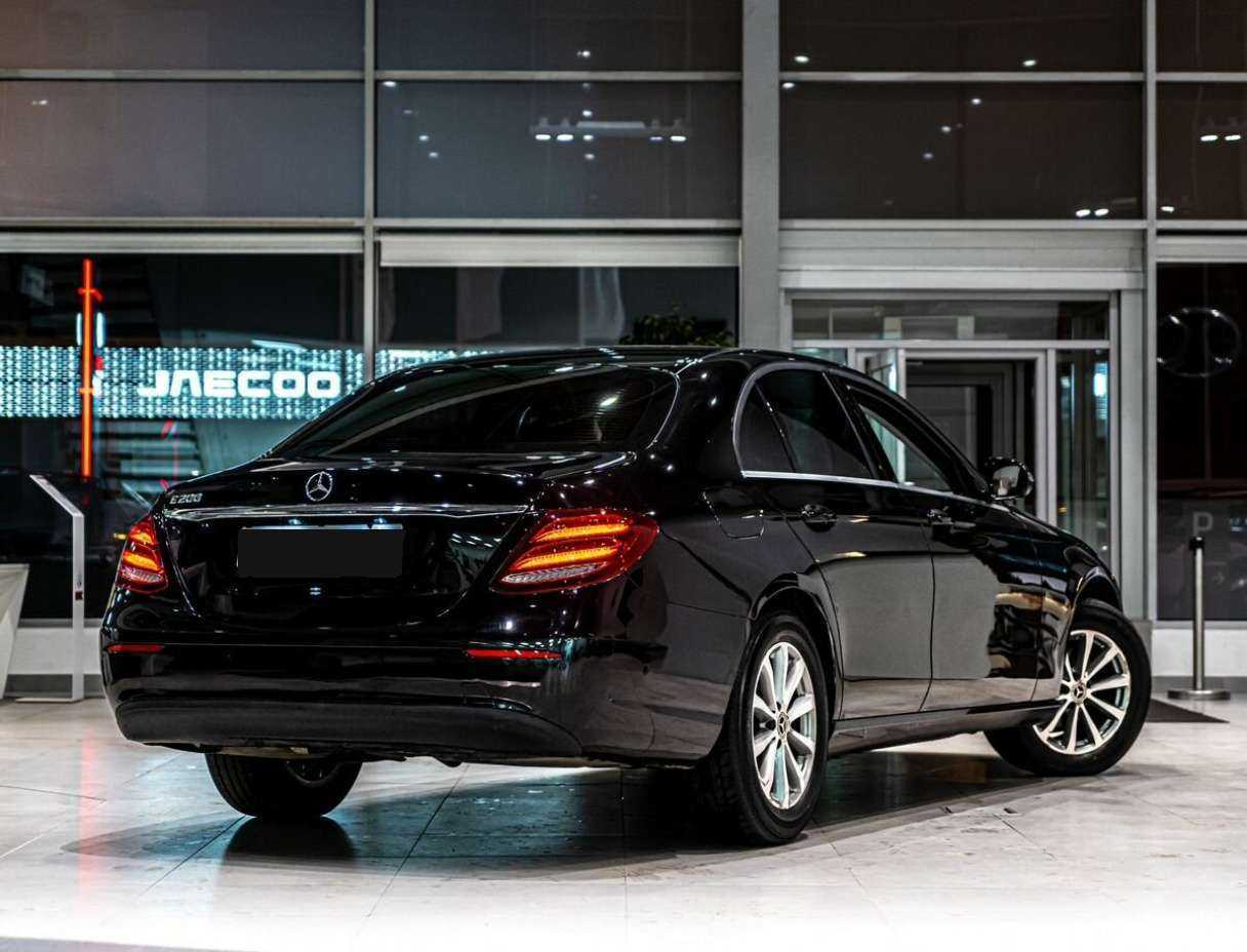 Mercedes-Benz E-Класс