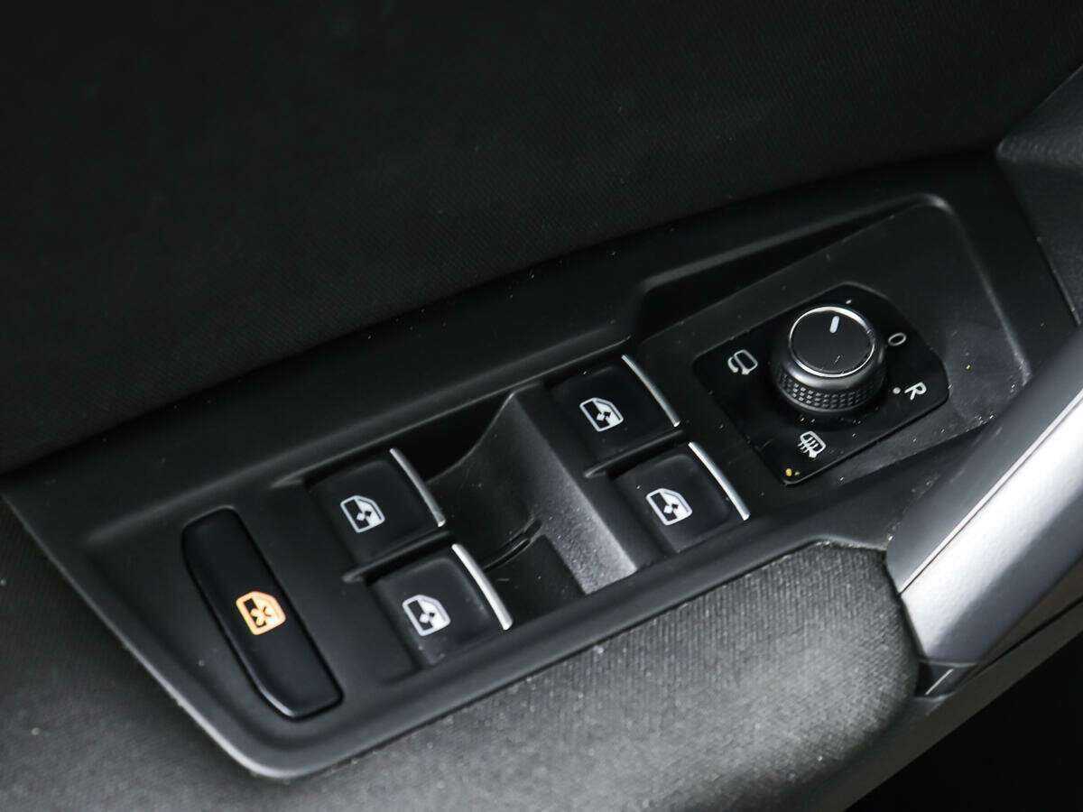 Купить Volkswagen Tiguan, 2018, 90 642 км, фото №21