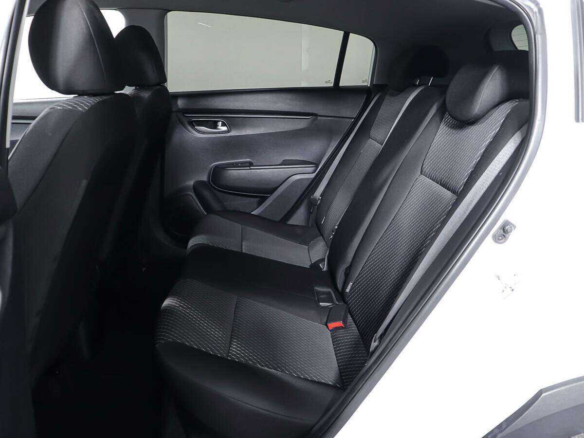 Купить Kia Rio X-Line, 2018, 133 971 км, фото №10