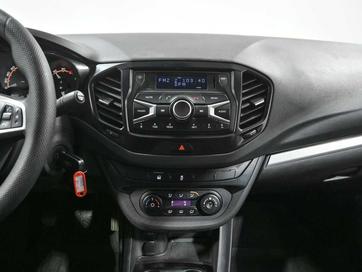 Купить Lada (ВАЗ) Vesta, 2019, 95 011 км, фото №9