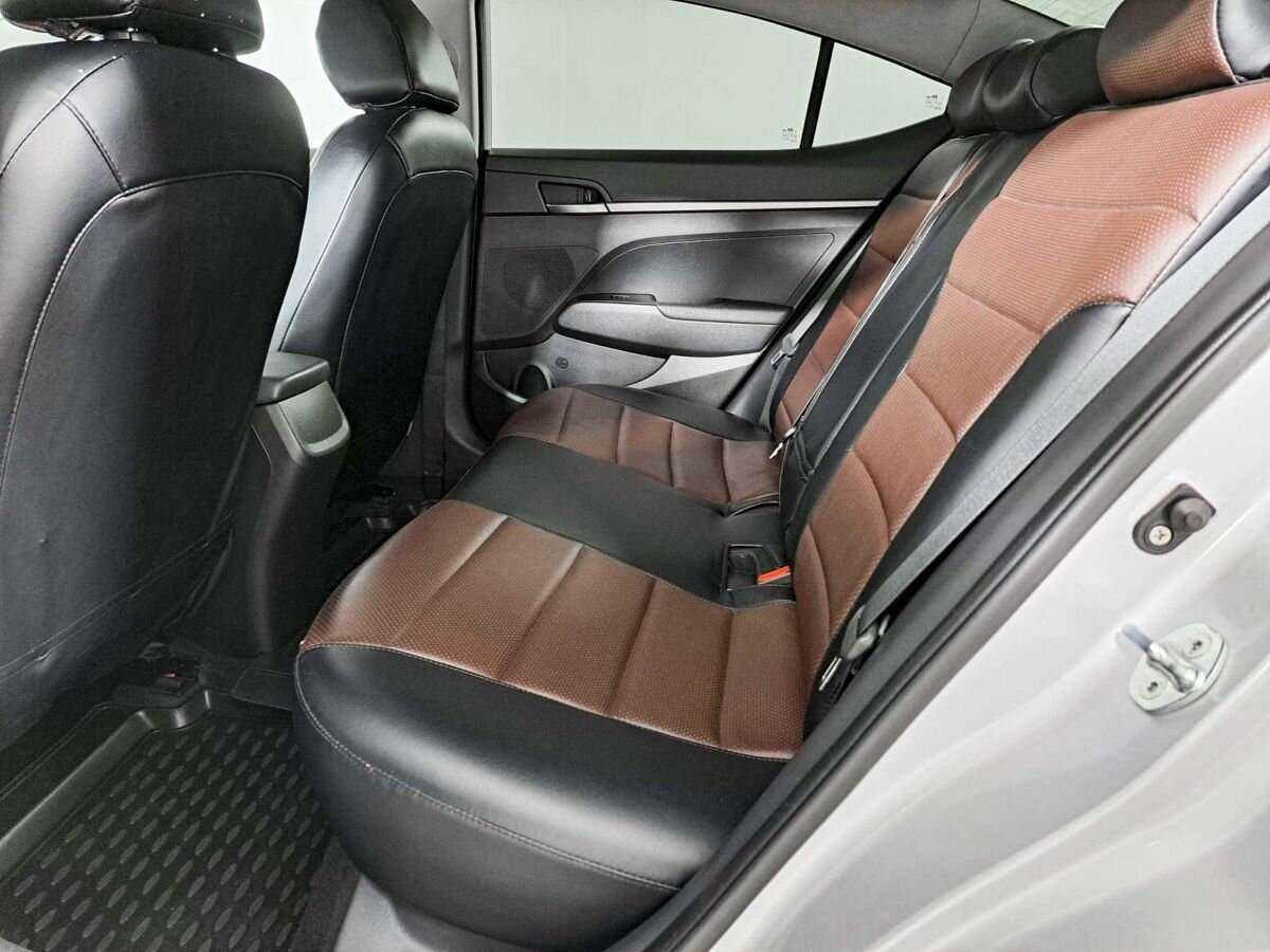 Купить Hyundai Elantra, 2017, 133 552 км, фото №10