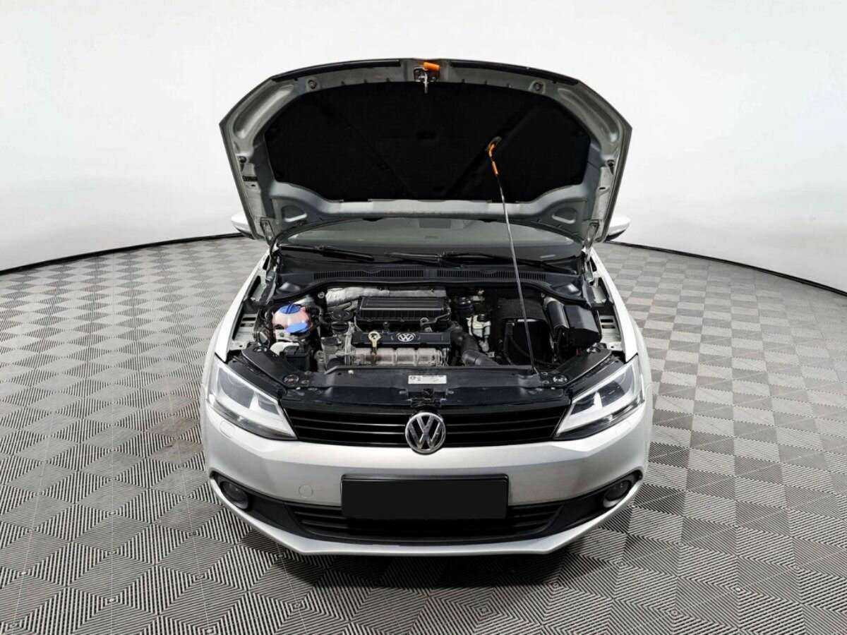 Купить Volkswagen Jetta, 2014, 114 188 км, фото №9