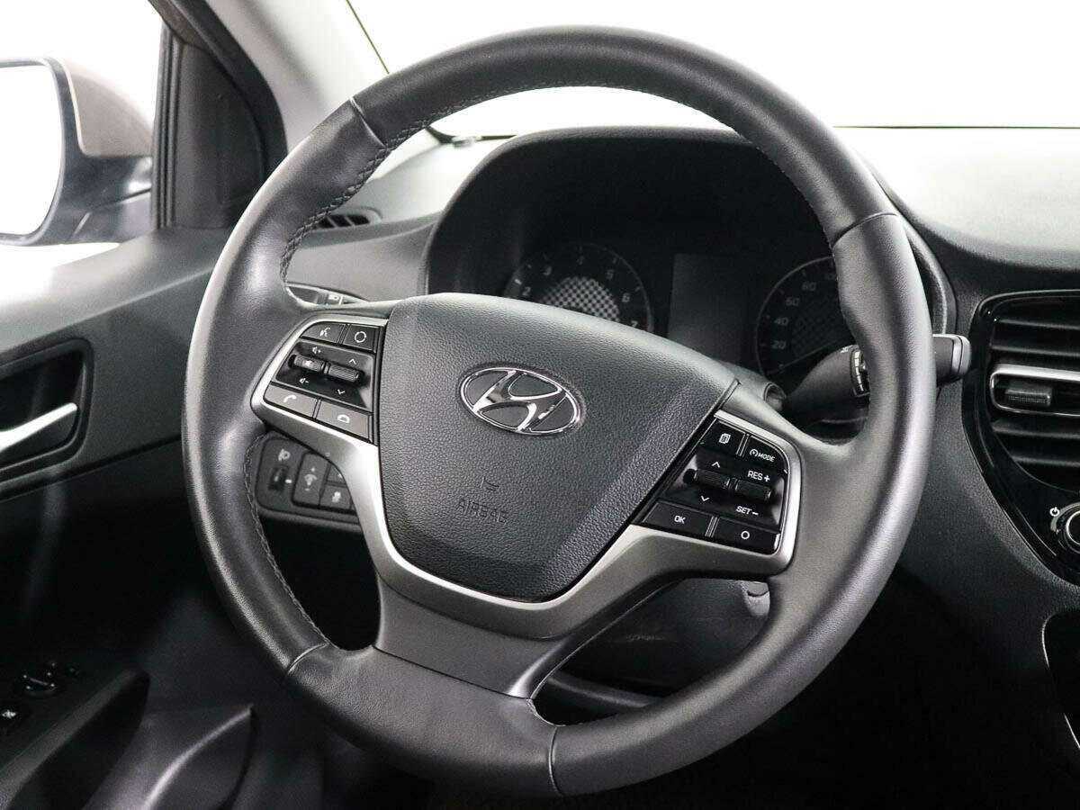 Купить Hyundai Solaris, 2022, 26 301 км, фото №12