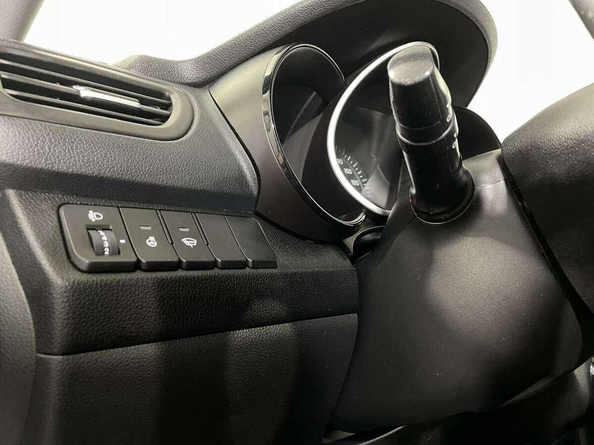 Купить Kia Rio, 2017, 105 287 км, фото №8