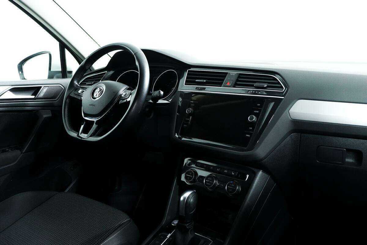 Купить Volkswagen Tiguan, 2020, 73 629 км, фото №9