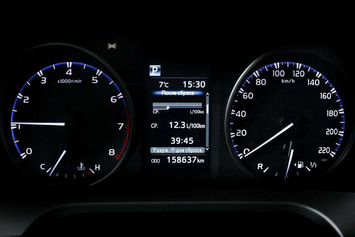 Купить Toyota RAV4, 2017, 158 636 км, фото №10