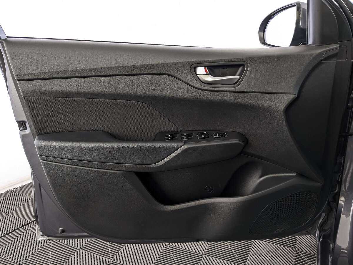 Купить Hyundai Solaris, 2021, 26 740 км, фото №17