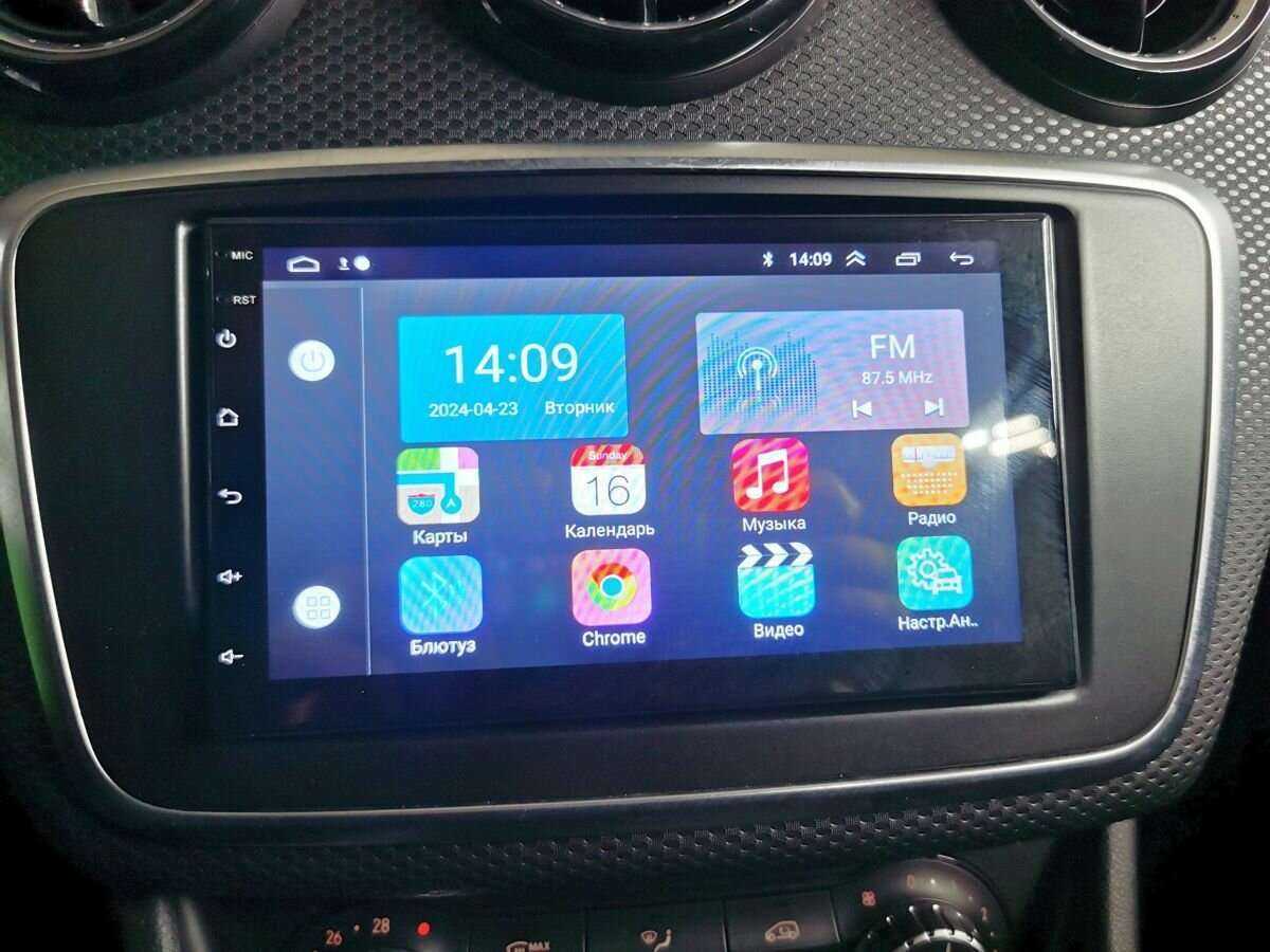 Купить Mercedes-Benz A-Класс 180, 2014, 70 496 км, фото №15