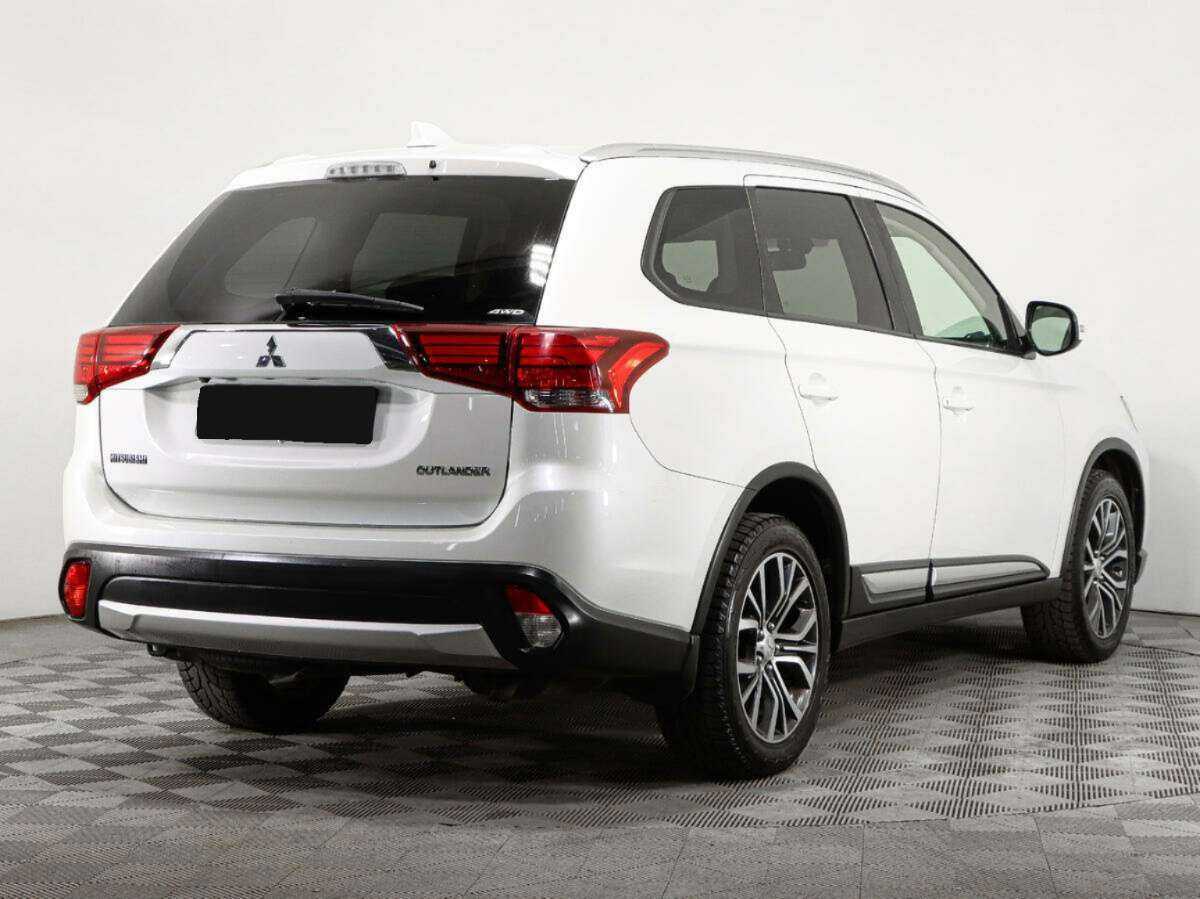 Купить Mitsubishi Outlander, 2017, 108 883 км, фото №4