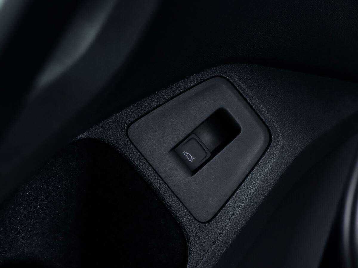 Купить Volkswagen Tiguan, 2018, 116 557 км, фото №16