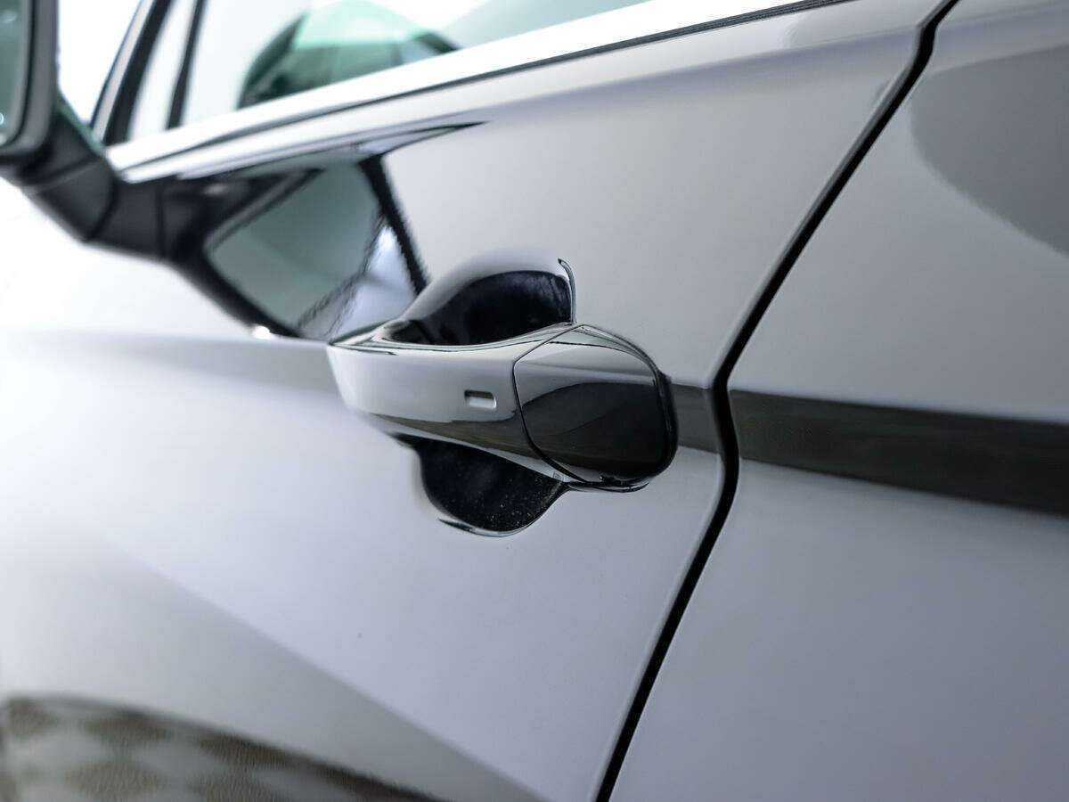 Купить Volkswagen Tiguan, 2018, 116 557 км, фото №17