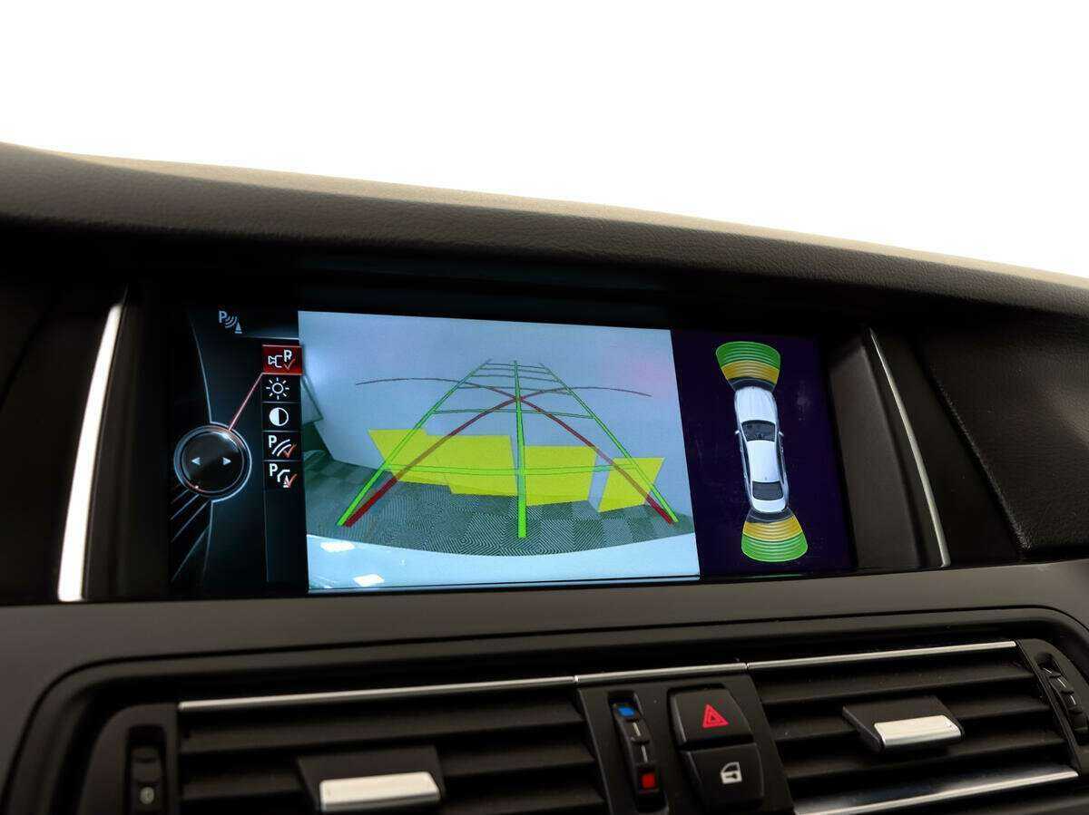 Купить BMW 5 серии 530d xDrive, 2013, 236 804 км, фото №17