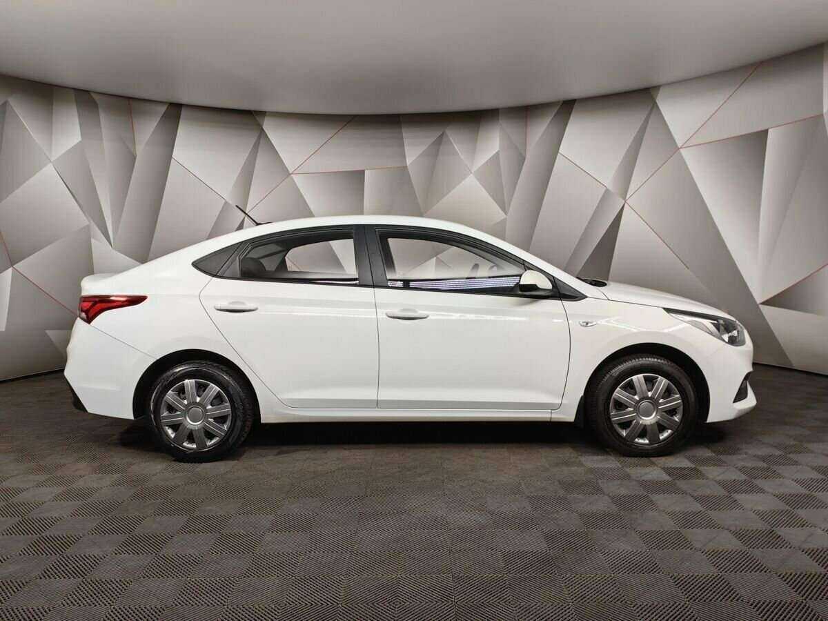 Купить Hyundai Solaris, 2019, 121 640 км, фото №6