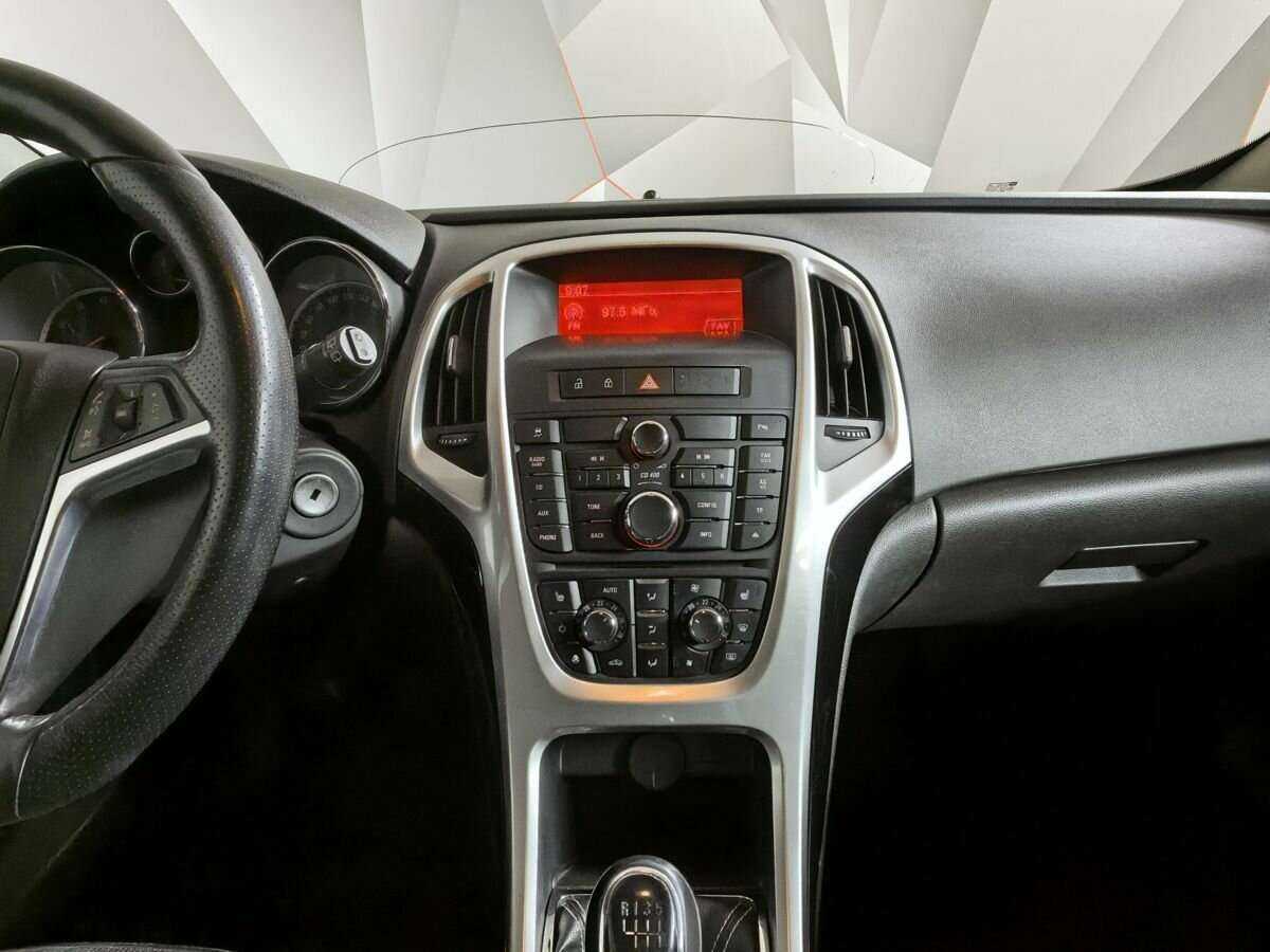 Купить Opel Astra GTC, 2012, 85 000 км, фото №11
