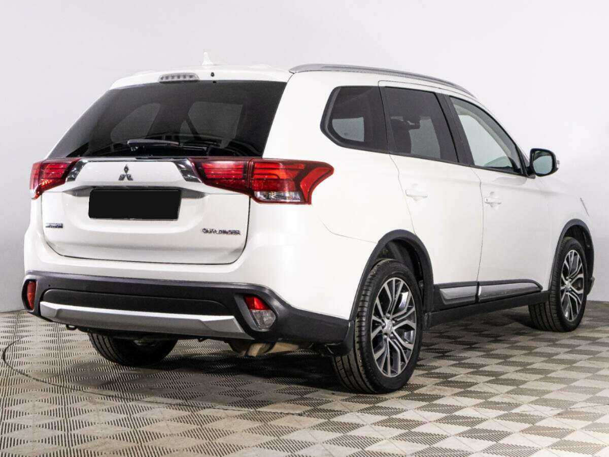 Купить Mitsubishi Outlander, 2017, 190 759 км, фото №5