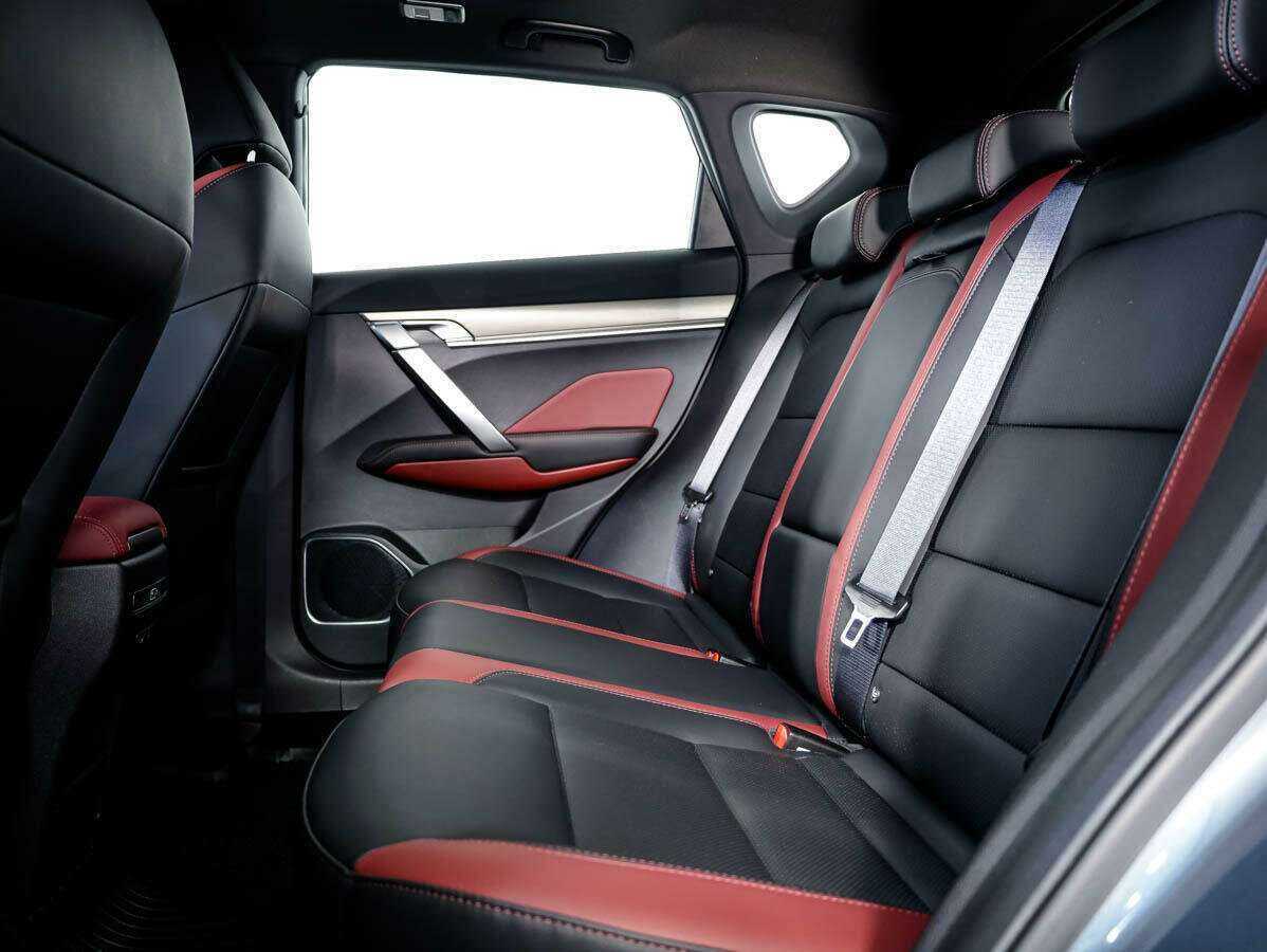 Купить Geely Coolray, 2021, 27 618 км, фото №13