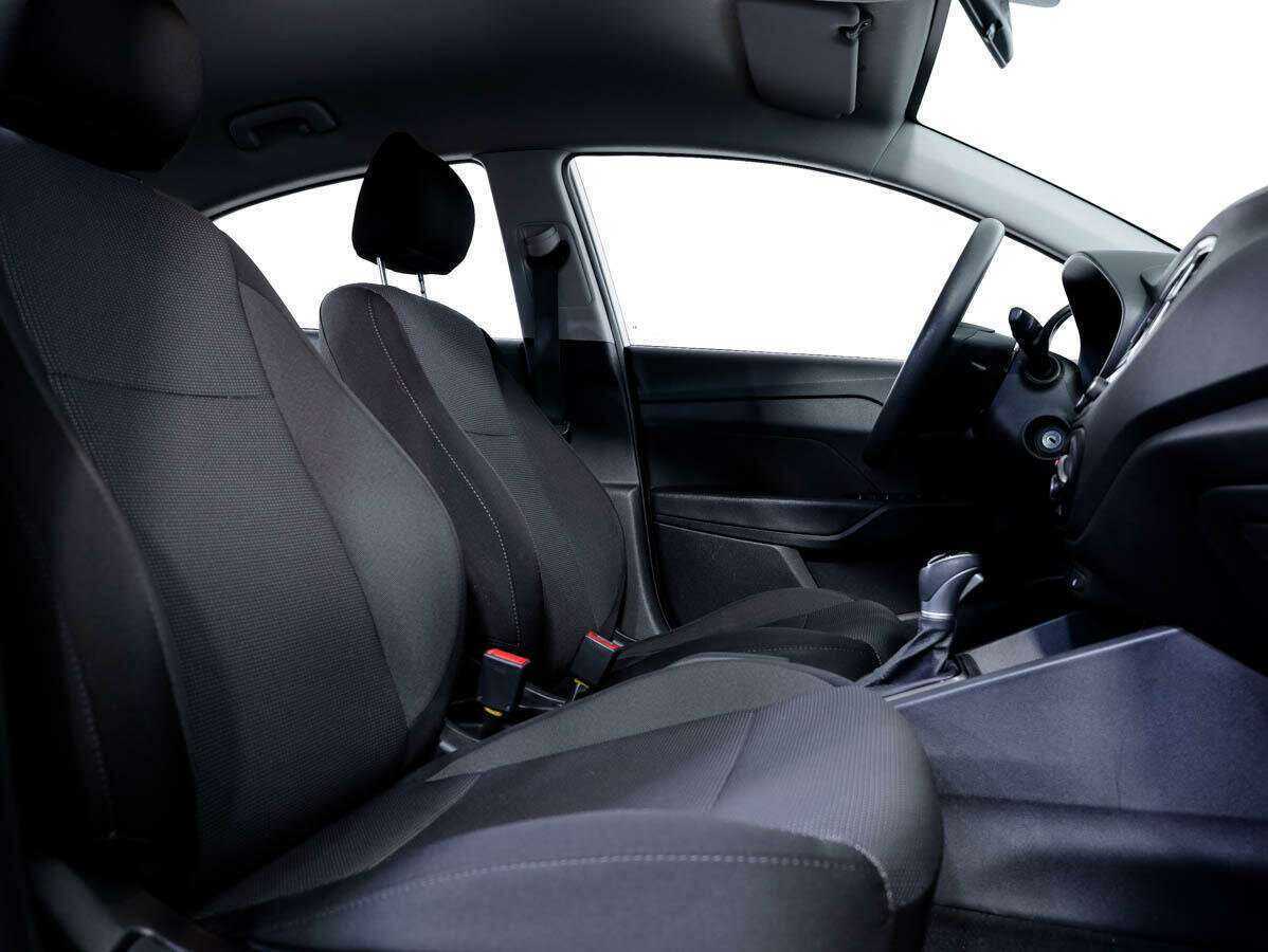 Купить Hyundai Solaris, 2019, 83 868 км, фото №12