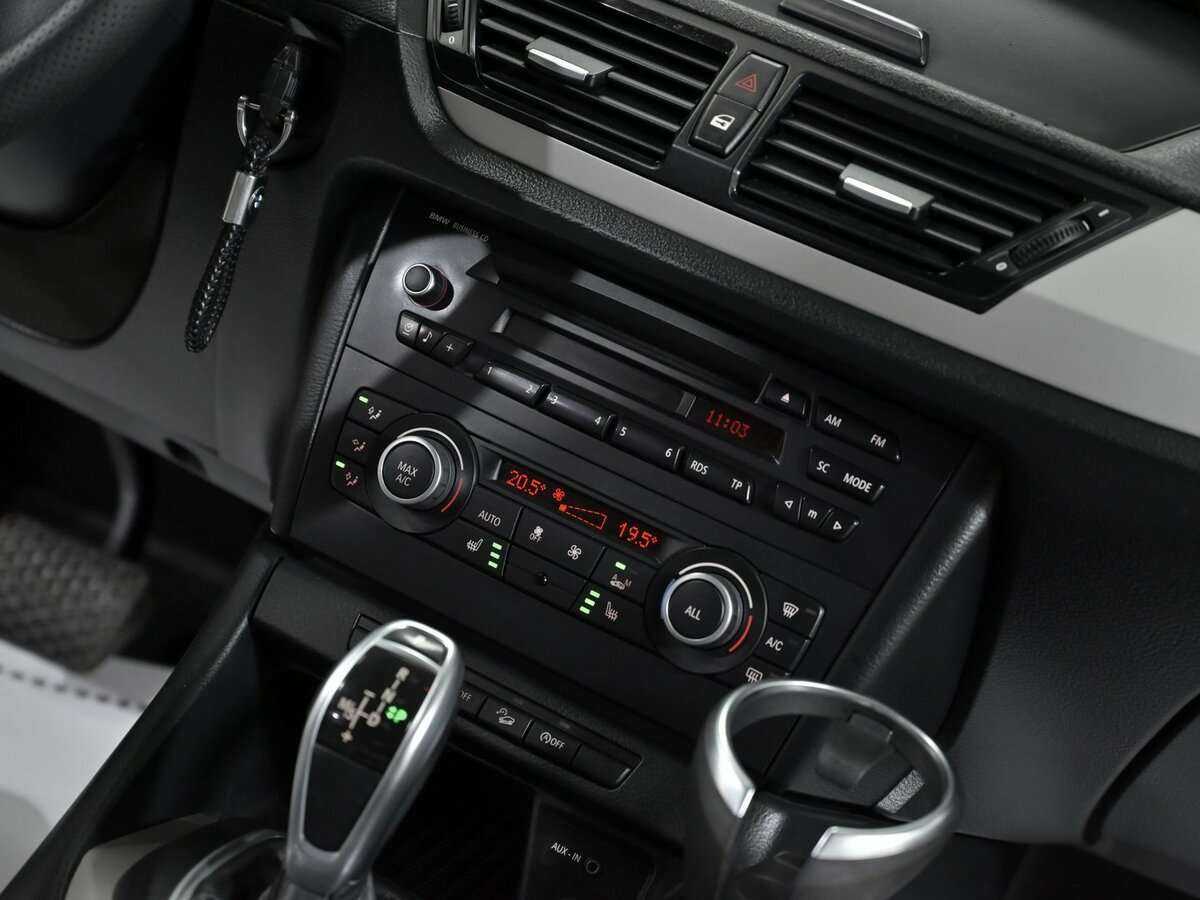 Купить BMW X1 20i, 2012, 130 000 км, фото №10