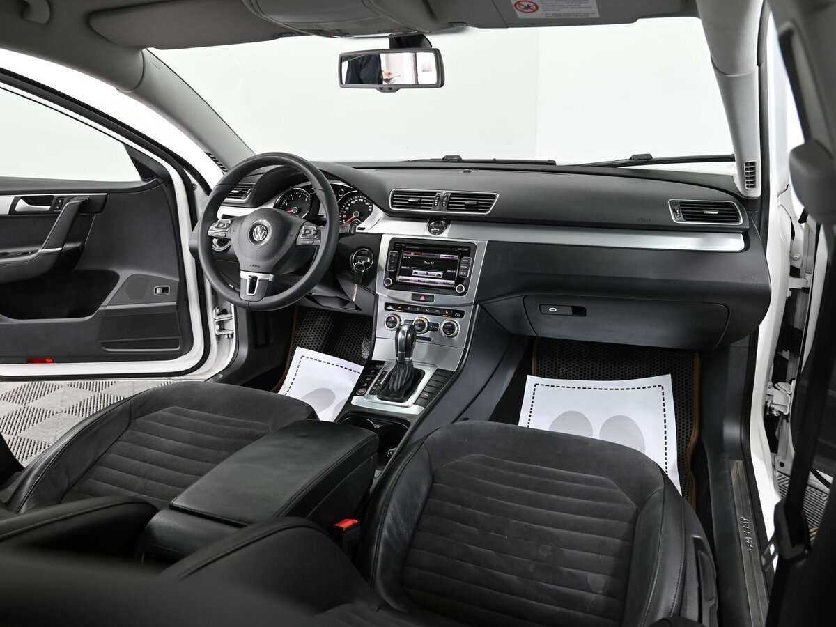 Купить Volkswagen Passat, 2013, 131 000 км, фото №6