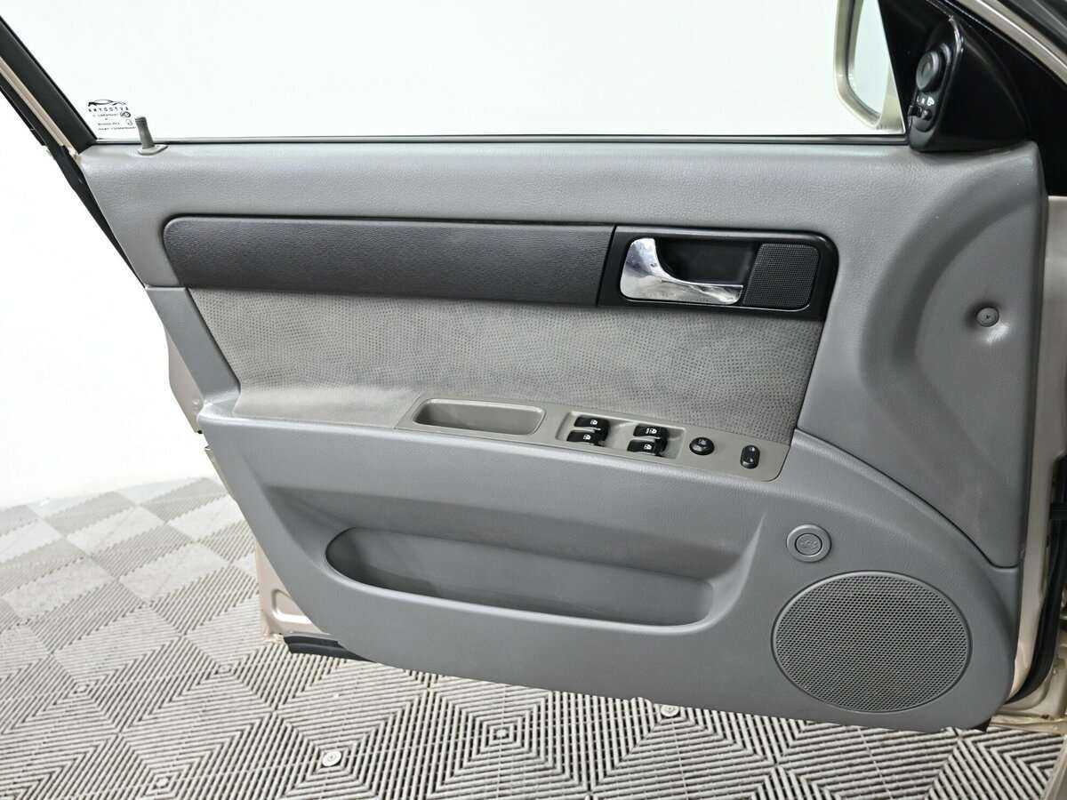 Купить Daewoo Gentra, 2014, 119 000 км, фото №10