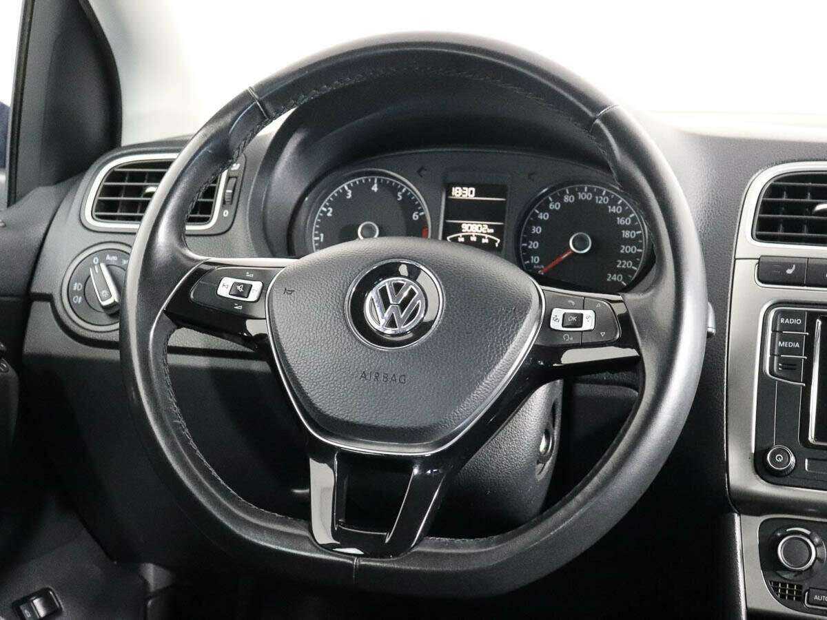 Купить Volkswagen Polo, 2018, 90 798 км, фото №13