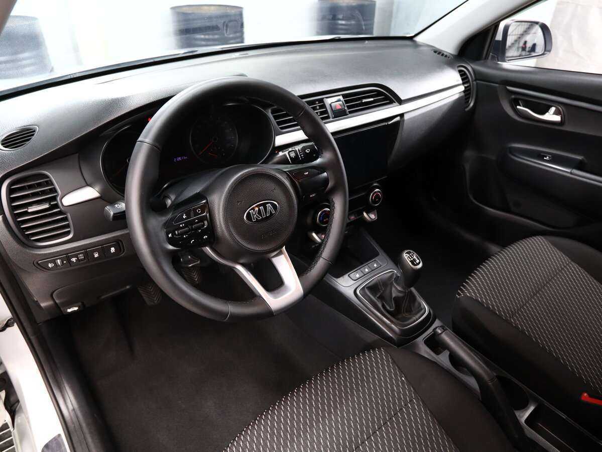 Купить Kia Rio, 2019, 212 600 км, фото №10
