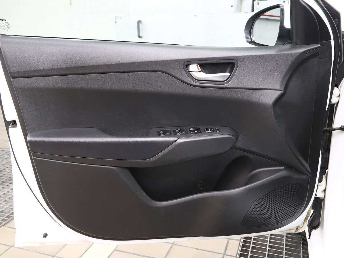 Купить Hyundai Solaris, 2020, 74 000 км, фото №9