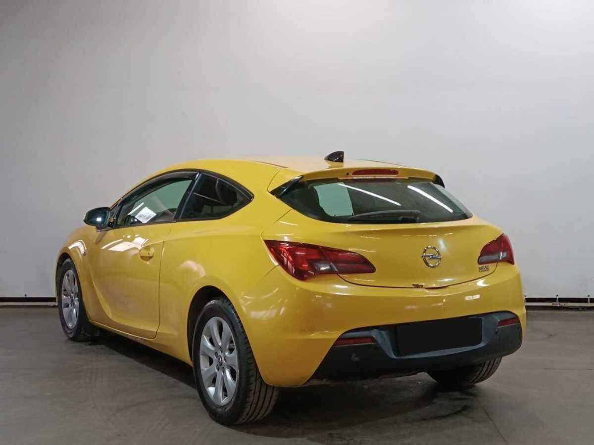 Купить Opel Astra GTC, 2013, 202 551 км, фото №4