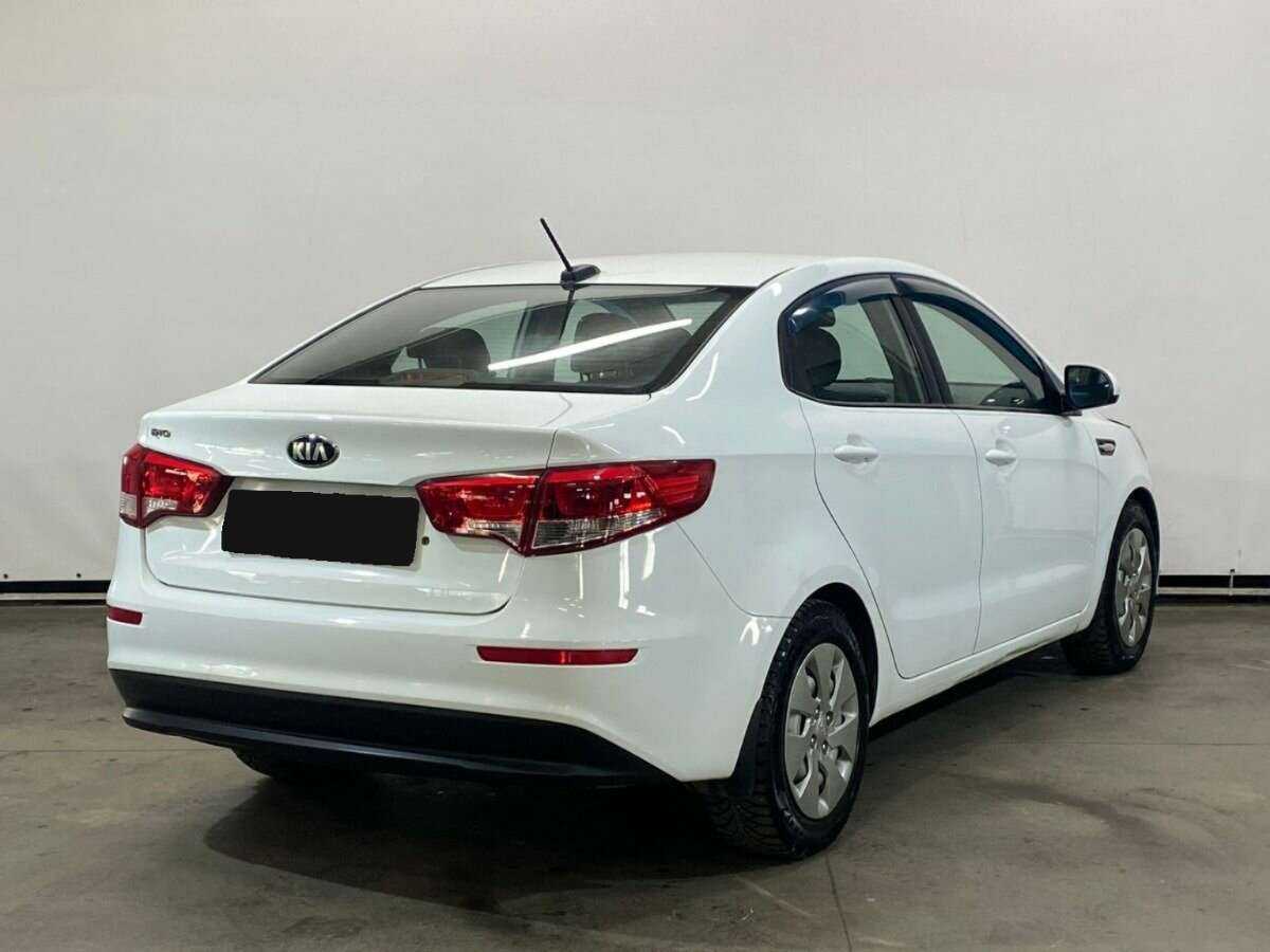 Купить Kia Rio, 2017, 81 000 км, фото №5