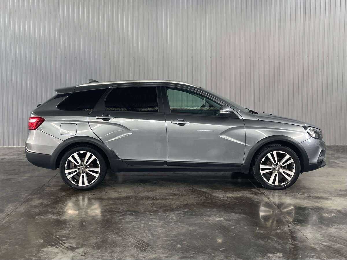 Купить Lada (ВАЗ) Vesta SW Cross, 2018, 88 269 км, фото №4