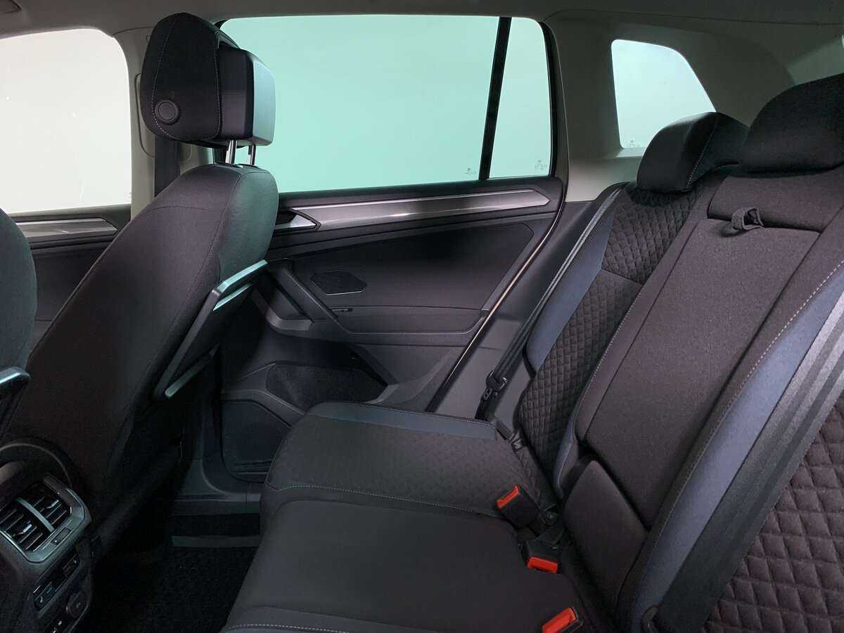 Купить Volkswagen Tiguan, 2020, 120 500 км, фото №17